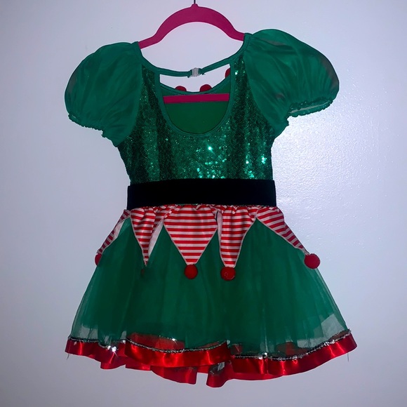 Little girls Adorable Santa outfit for a 2T with matching Hat. - Picture 6 of 13